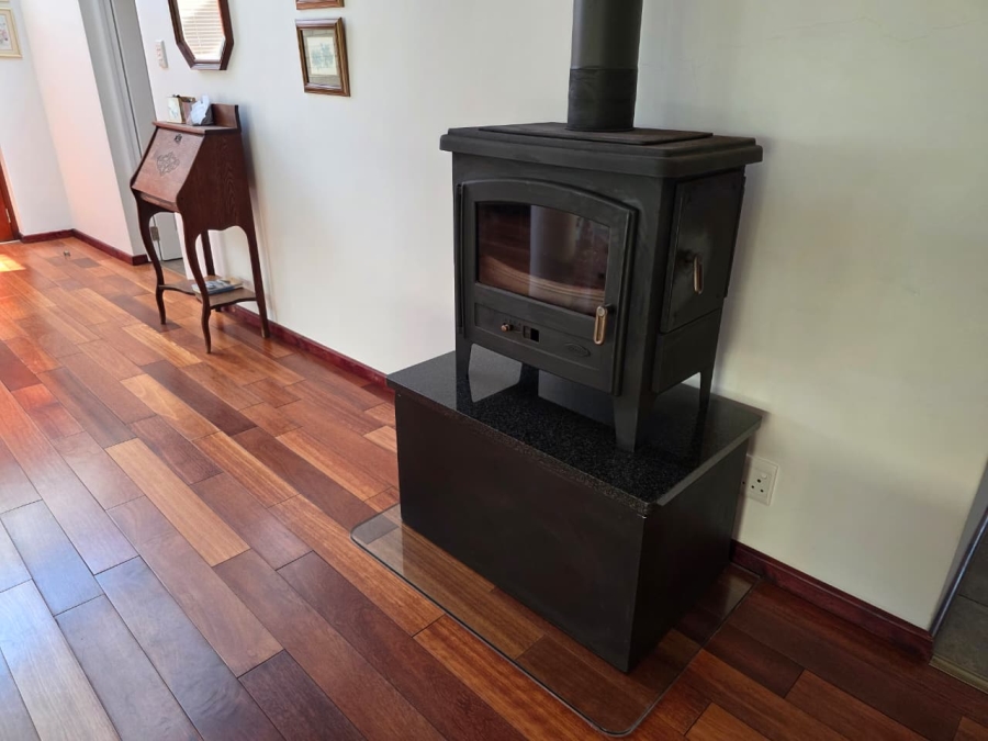 3 Bedroom Property for Sale in The Village Western Cape